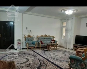 83 متر 2 خواب فول امکانات نزدیک مترو سال 90