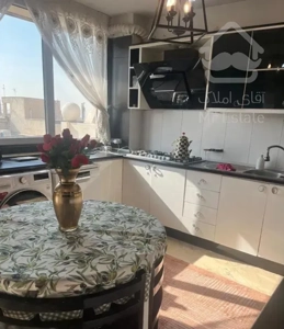 فروش ۱۰۰ متر ۲ خ فول امکانات /تهران ویلا