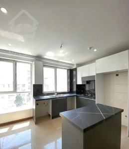 ۷۶ متر ۲ خواب تهران ویلا امام منتظر شمالی