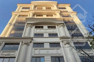 آپارتمان/۱۳۵متری/جنوبی/کاشانی