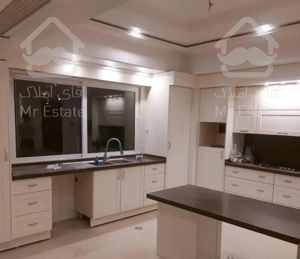 نیاوران 280 متر 3خواب مستر