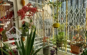 گاندی ۱۸۰ متر/۳ خواب خارج از طرح