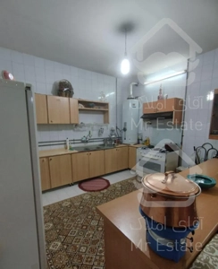 فروش ویلایی خیابان زینبیه حیاط دارماشین رو سنددار