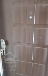 آپارتمان ۱۰۰ متری ۲ خوابه طبقه ۳ گلسرخی