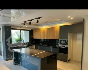 یاسمن 320 متری  تراس قابل چیدمان