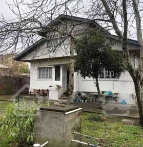 فروش ویلا کلنگی640 متر مناسب ساخت و ساز و سرمایه گذاری