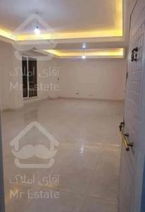 آپارتمان نوساز-کلید نخورده -160 متری -3 خواب -کریم اباد