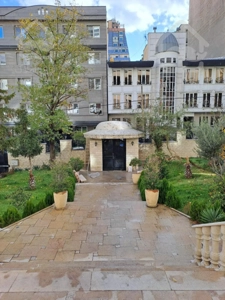 ولنجک ۱۷۰ متر ۳خوابه ساختمانی عالی