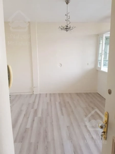 فروش ۵۲متر فول بازسازی در هاشمی بسیار خوش نقشه