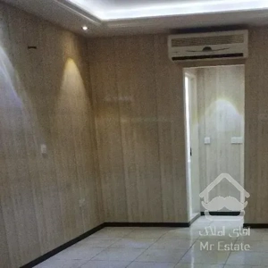 39متری/خوش نقشه/فول امکانات/غرق نور