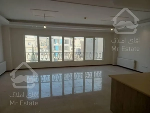 ۱۳۵ متر   نوساز   دریان نو