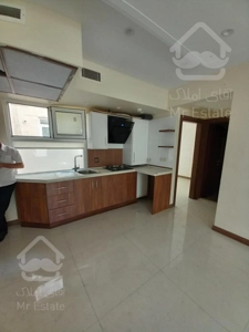 ۷۲ مترموقعیت اداری دسترسی عالی