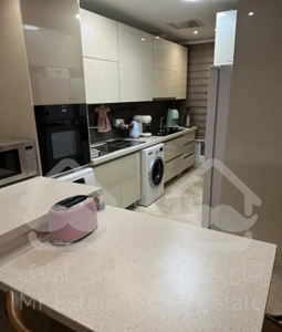 ۱۱۶ متر ۲ خواب /فول امکانات/سالن پرده خور/ویو ابدی