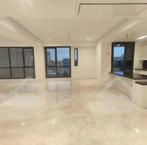 ۱۵۵متر   ساختمان فاخر  روبه‌آفتاب جنوب/فول امکانات