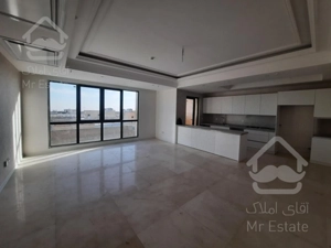 ۱۰۰ متر/فراتر از انتظار/اباذر