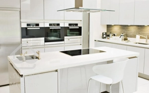 آپارتمان دو خواب محلاتی/مناسب سرمایه گذاری