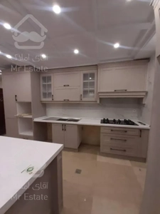 ۹۰ متر*خوش نور و نقشه* جنت اباد