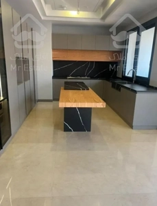 ۱۴۰متر قیطریه تاپ لوکیشن سالن غرق نور