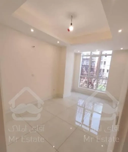 ۸۰متر نوساز روبه فضای سبز