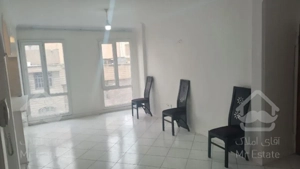 61 متر، 2 خوابه، نورگیر