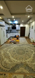 فروش واحد شیک در خیابان عریض