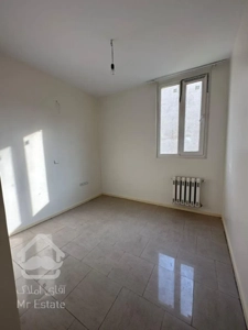 88متر/فول امکانات/خوش نقشه/شهران