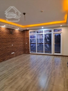 ولنجک ۱۰۰ متر نقلی و شیک