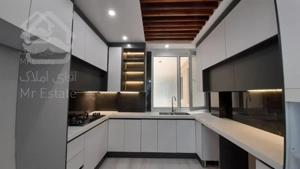 فروش آپارتمان میرداماد 85 متر لابی/سرایدار