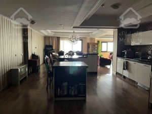 180 متر طبقه 12 برج