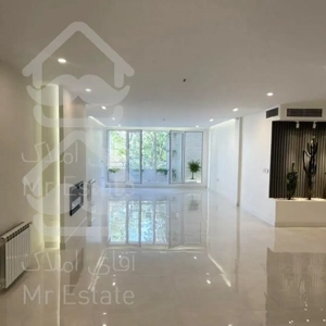 فروش آپارتمان ۱۳۰ متری / شمال یوسف آباد