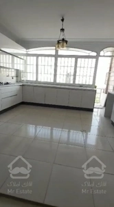 ۱۳۱متر تراس قابل چیدمان ویو بینظیر بدون مشرف