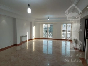 فروش آپارتمان ۳ خواب چهارباغ شرقی با تمامی امکانات