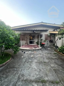 فروش ویلا قدیمی سند دار داخل مجتمع قیمت کاسبی سیاهرود