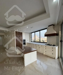 آپارتمان ۲۵۴ متری برای فروش در فرمانیه