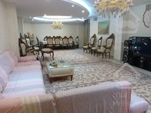 148 متر سه خواب در بنفشه ها