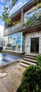 ویلا تریبلکس استخردار با روفگاردن ویو ابدی