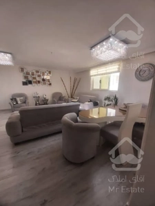 80متر فول امکانات خوش نقشه تراورتن