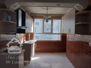 57متری/تک واحدی/آسانسور دار/سرمایه گذاری