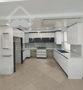 ۷۸متر فول امکانات سالن پرده خور