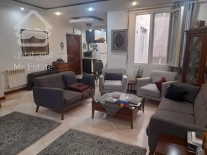 ۱۰۰ متر. زیر قیمت. دلیری