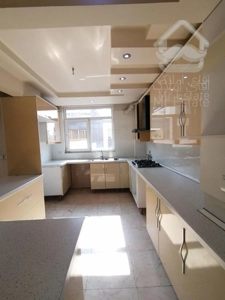 108 متر، فول امکانات، سازمان برنامه شمالی