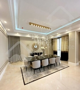 فروش پنت هاوس ۲۵۰متری مدرن در نیاوران