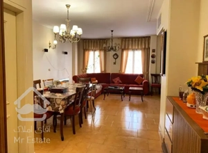 ۱۱۰ متر/یوسف آباد/ با پلان و طراحی خاص