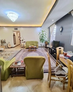 فروش آپارتمان ۲ خواب روی همکف با پارکینگ