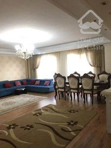 سالن پرده خور/بدون دیوار مشترک