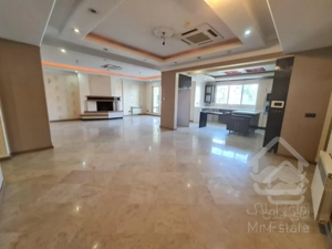 اجاره آپارتمان ۱۹۵ متری در فرمانیه