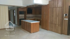 122 متر ۹ سال ساخت یوسف اباد