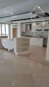 آپارتمان ۲۷۱ متری سه خواب فرمانیه