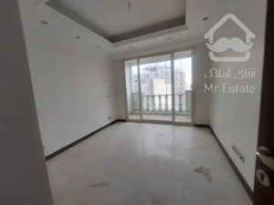 130 متری زعفرانیه