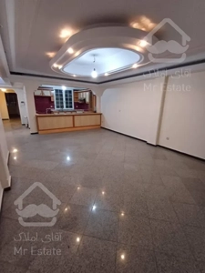 ۱۱۰ متری نزدیک مترو قلهک